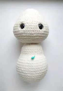 Front view of the bunny head with the eyes placed